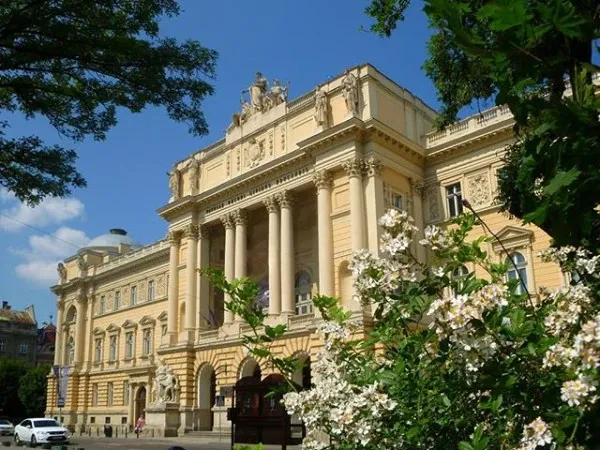 Весняна симфонія Львова.webp